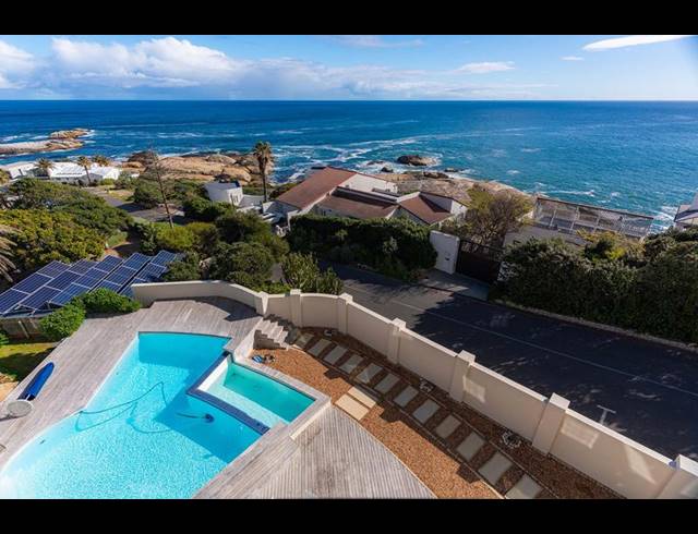 7 BEDROOM HOUSE FOR SALE IN LLANDUDNO